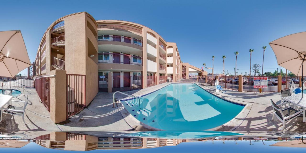Days Inn By Wyndham Chula Vista-San Diego Zewnętrze zdjęcie