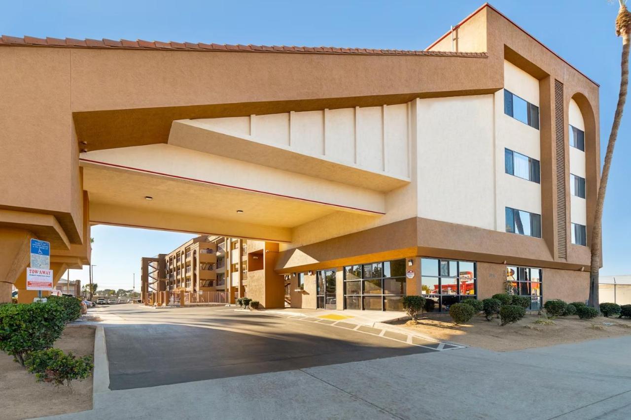 Days Inn By Wyndham Chula Vista-San Diego Zewnętrze zdjęcie