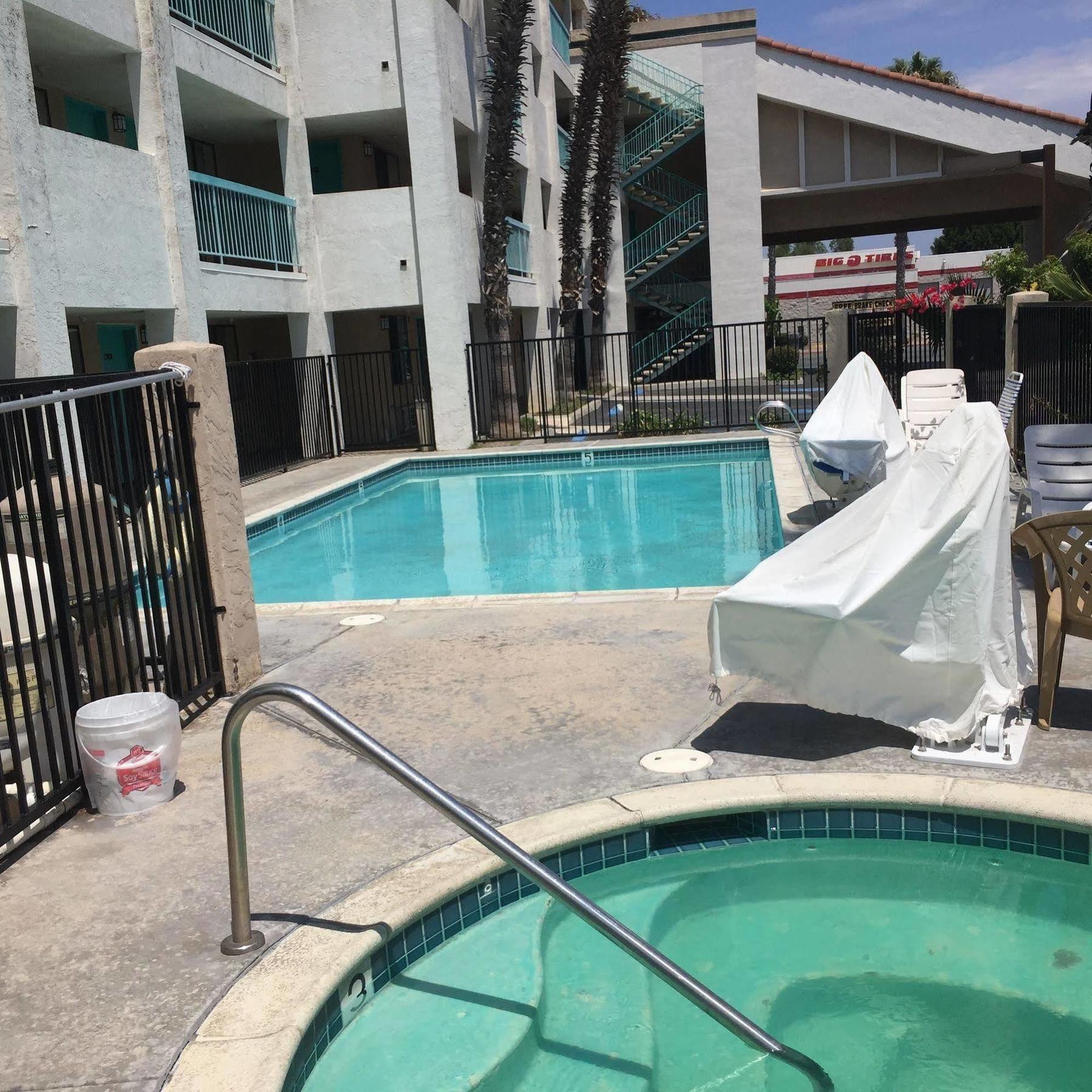 Days Inn By Wyndham Chula Vista-San Diego Zewnętrze zdjęcie